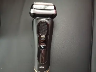 alt=" 圧倒的な剃り味のブラウン9Sport+9350cc”