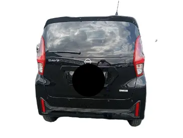 alt="日産新型デイズXの外観(後面)の写真”